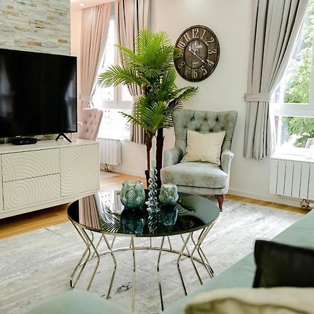 Fontana Apartmani Free Parking Тузла Экстерьер фото