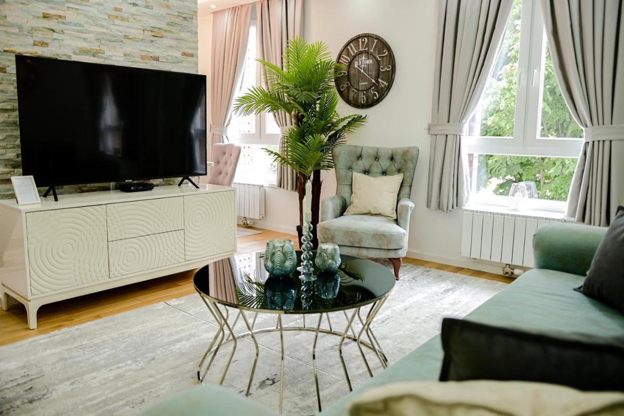 Fontana Apartmani Free Parking Тузла Экстерьер фото