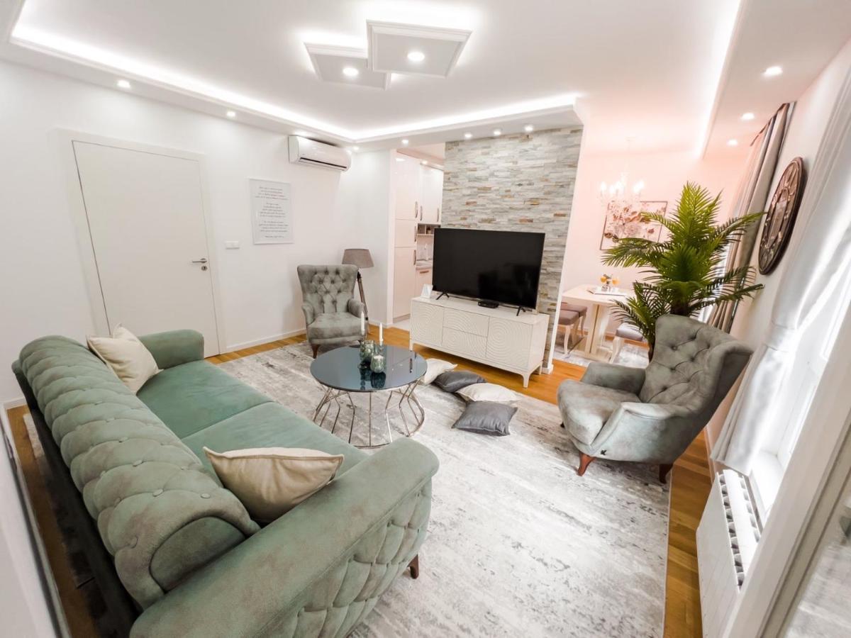 Fontana Apartmani Free Parking Тузла Экстерьер фото